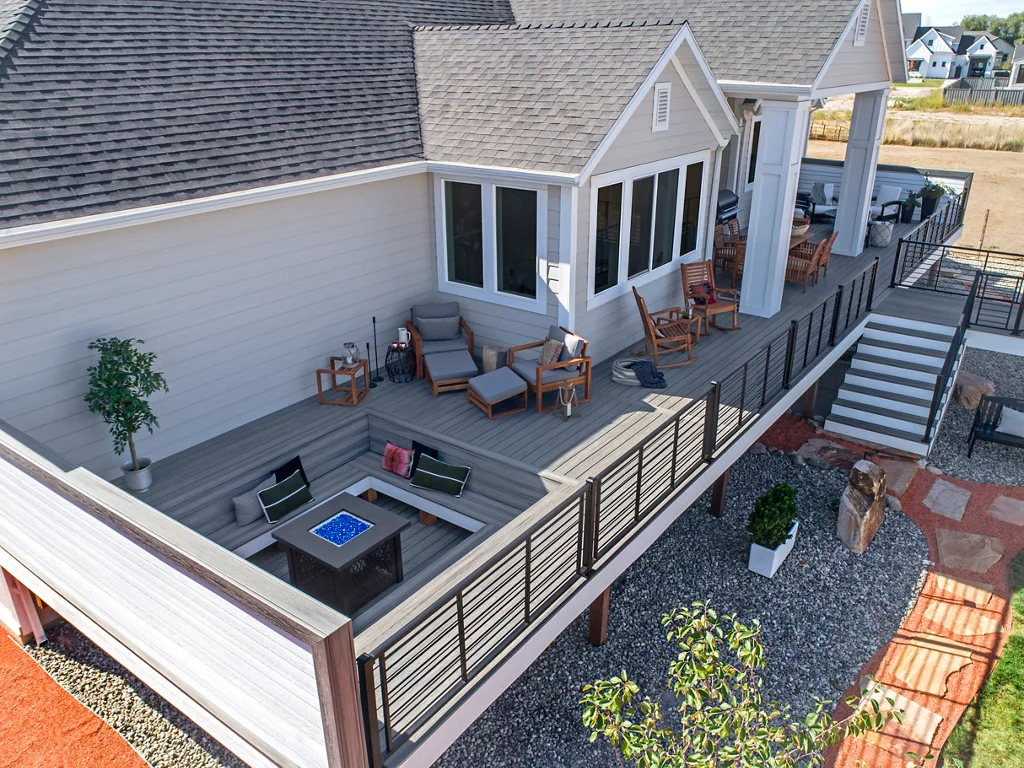 デッキ手すりの掃除とメンテナンス方法は？