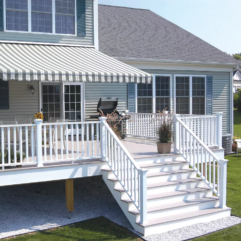 格納式パティオオーニング